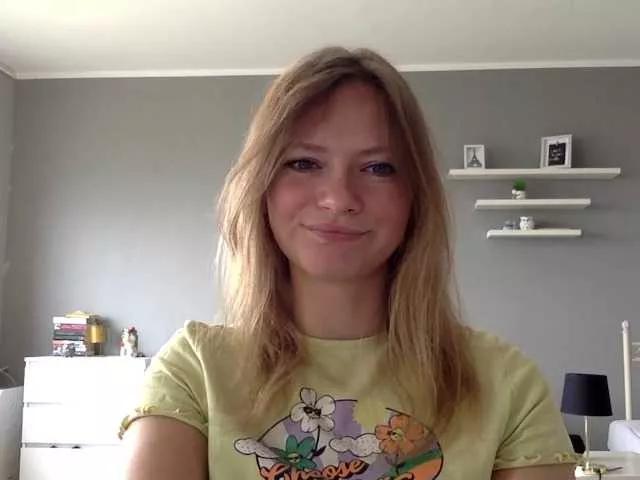 kissMillie from BongaCams