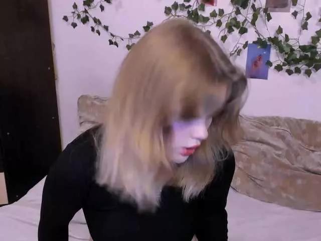 KITI111 from BongaCams