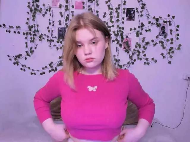 KITI111 from BongaCams