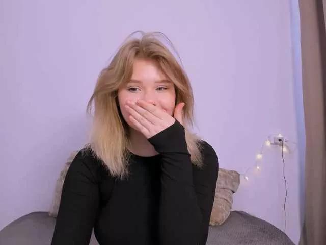 KITI111 from BongaCams