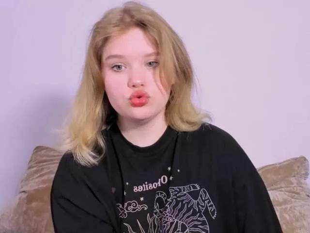 Photos of KITI111 from BongaCams is Freechat