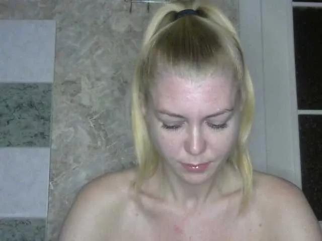 Kitty-Love27 from BongaCams is Freechat