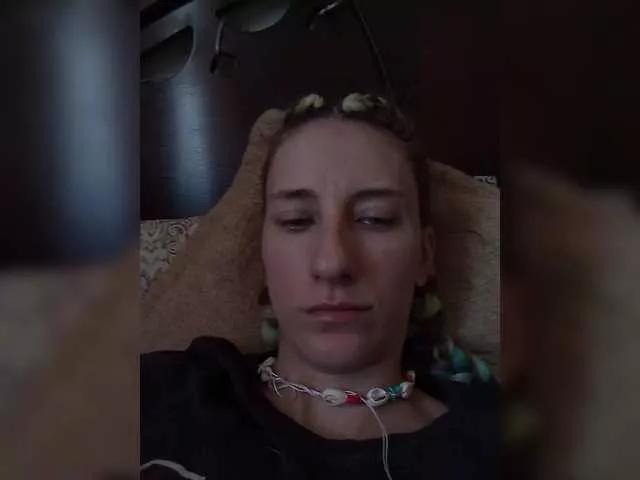Kitty2044 from BongaCams