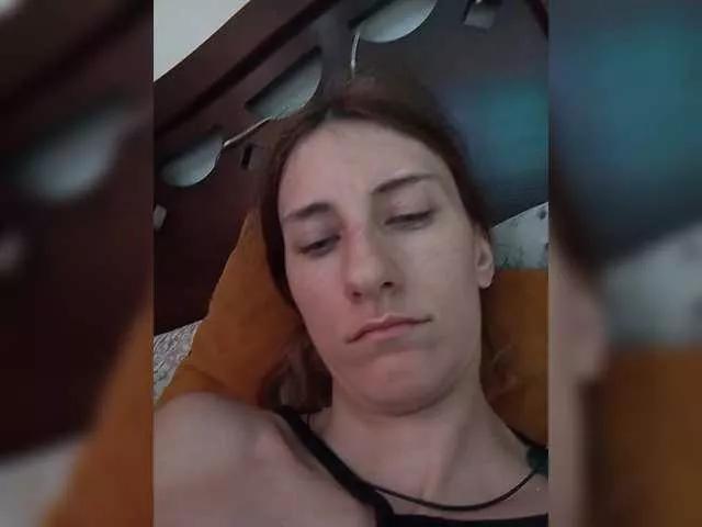Kitty2044 from BongaCams
