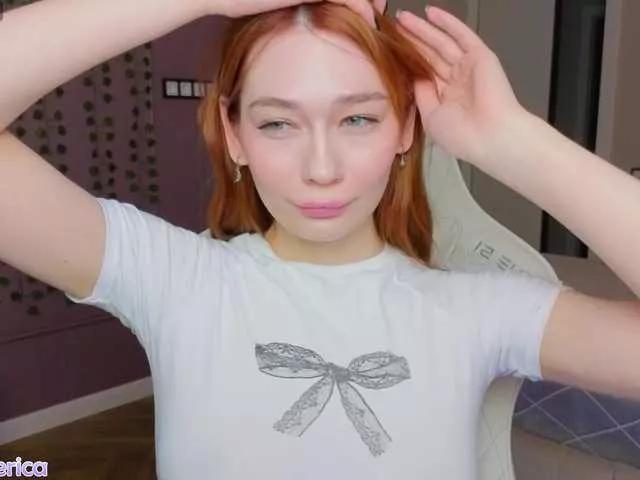 Discover our girls online shows and discover the company of countless livestreamers, with stunning shapes, sex toys and more.