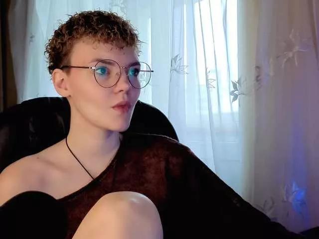 Krisffff webcams show profile image 