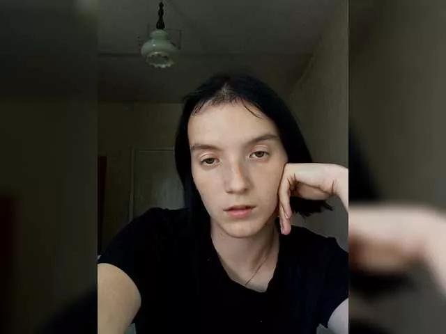 Kristinochkachika webcams show profile image 