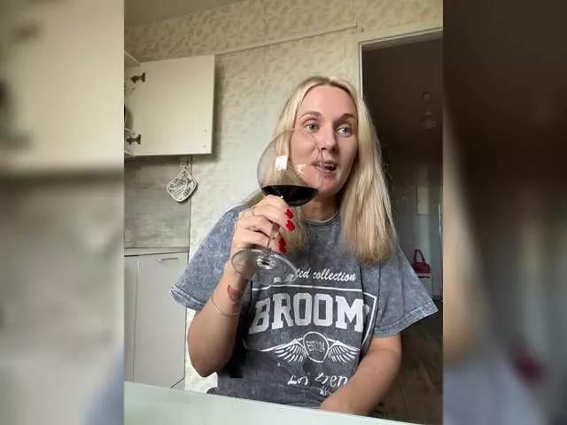 kykyshe4ka from BongaCams