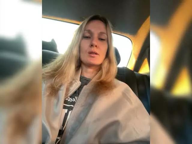 kykyshe4ka from BongaCams