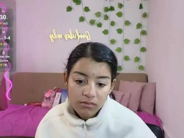 Lalalutsy-tay from BongaCams