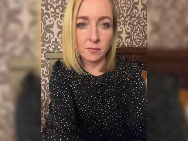 Lalie from BongaCams