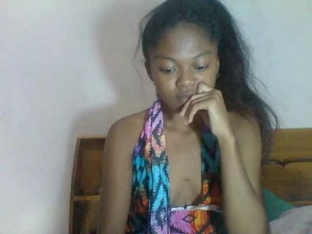 Laluna2 from BongaCams
