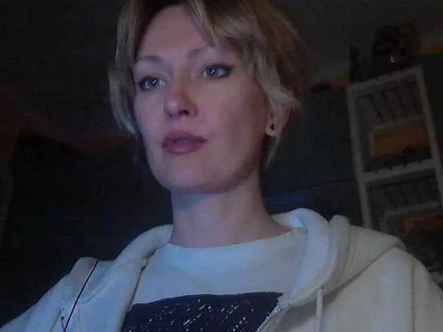 LaraEva from BongaCams
