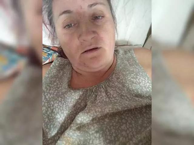 LaraXXX33 from BongaCams