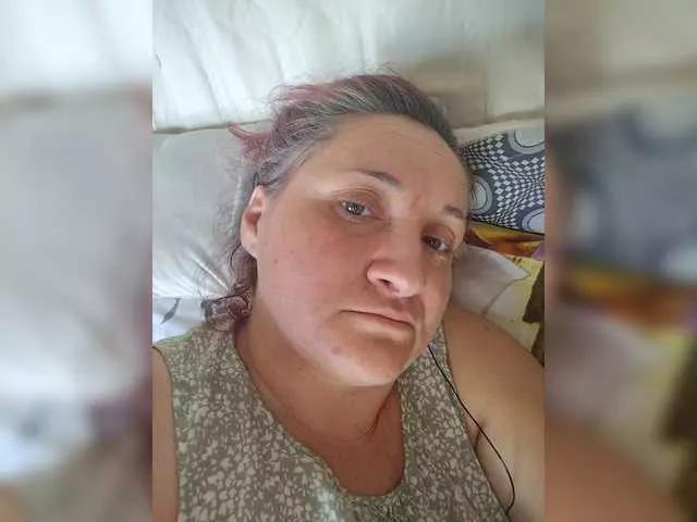 LaraXXX33 from BongaCams