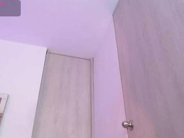 LauryMoons from BongaCams is Freechat