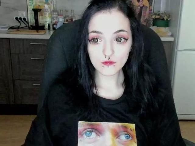 lddwntr from BongaCams