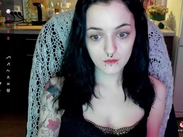 lddwntr from BongaCams