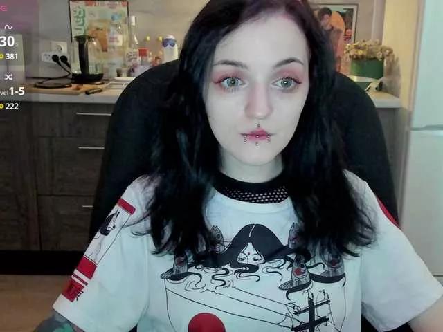 lddwntr from BongaCams
