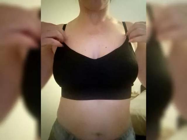 Ledi-DiEmma from BongaCams is Freechat