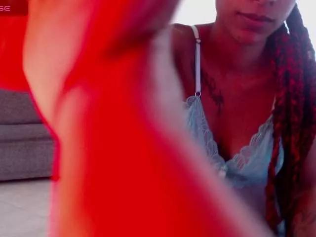 Lexxiiross from BongaCams