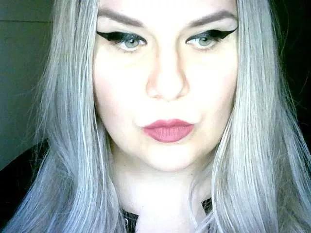 Lilbrandy1 from BongaCams is Freechat