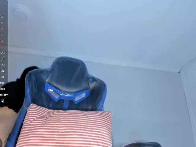 Lissalittlee from BongaCams