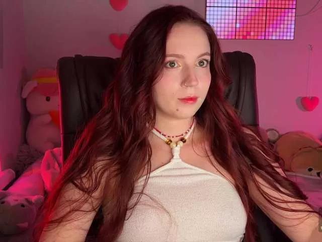 LissaSkarlet from BongaCams