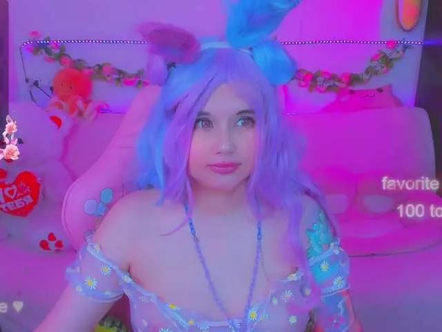 LittleKitsune from BongaCams