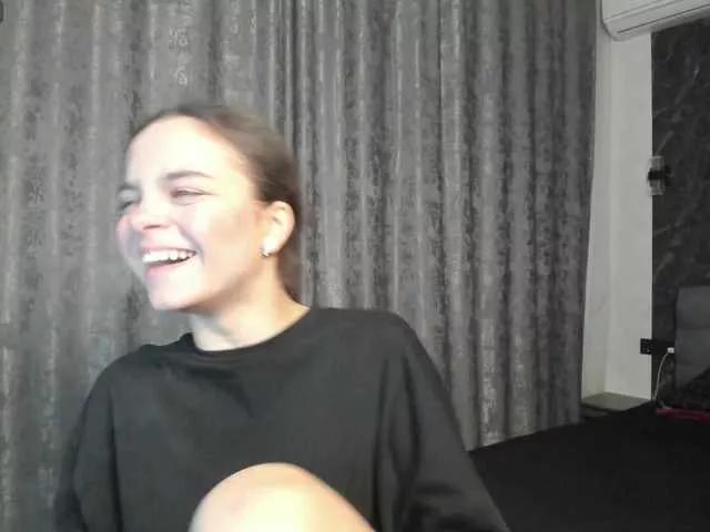 LittlePenguin from BongaCams