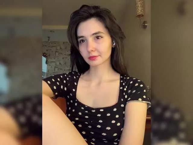 Lola-Li from BongaCams