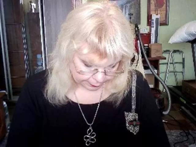LOLA88888 from BongaCams