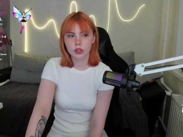 Discover our girls online shows and discover the company of countless livestreamers, with stunning shapes, sex toys and more.