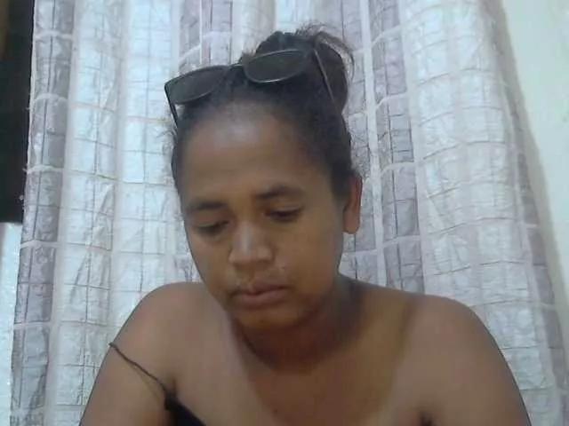 Lolahsexy from BongaCams