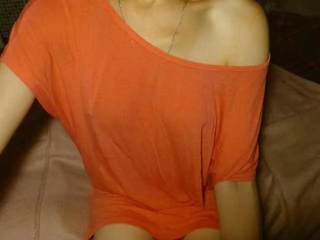 LorraineOSun from BongaCams