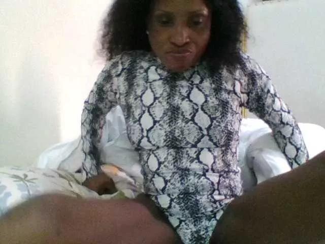 lovelylips from BongaCams is Freechat
