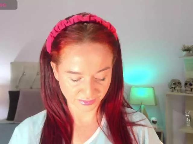 lucy-hott from BongaCams is Freechat