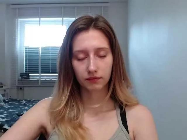 LUNAdream from BongaCams is Freechat