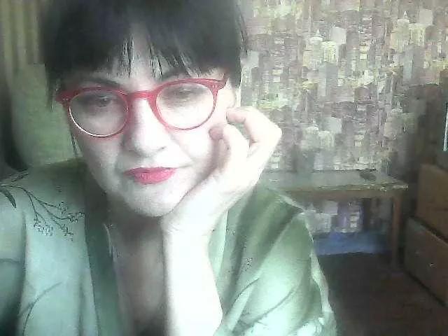 LynnYana from BongaCams