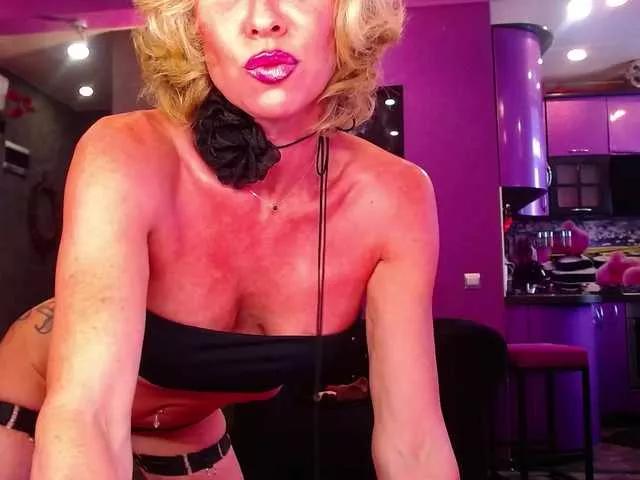 Maaarrrgggooo from BongaCams