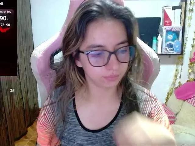 Maggie-Fox from BongaCams