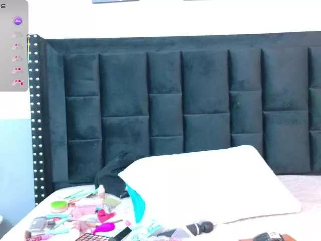 mamaneedsfun from BongaCams
