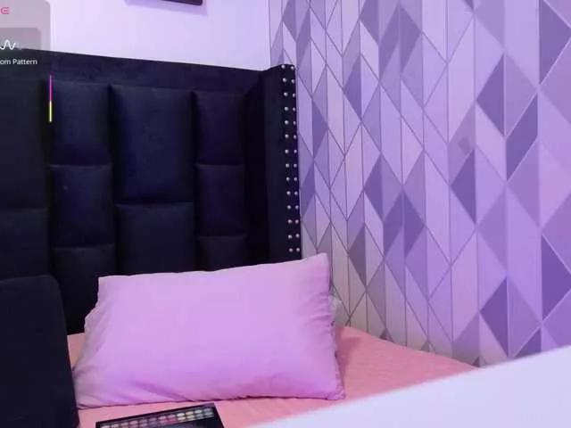 mamaneedsfun from BongaCams