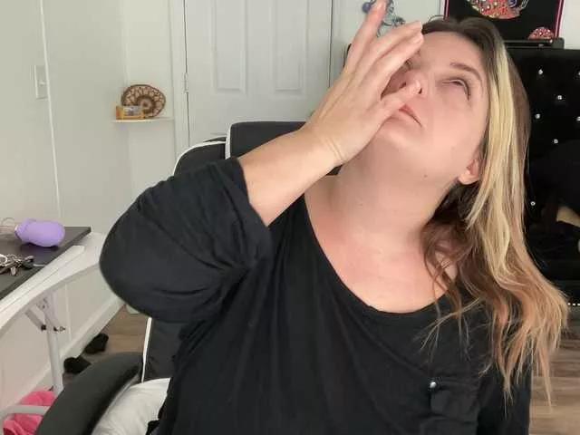 maramaze from BongaCams