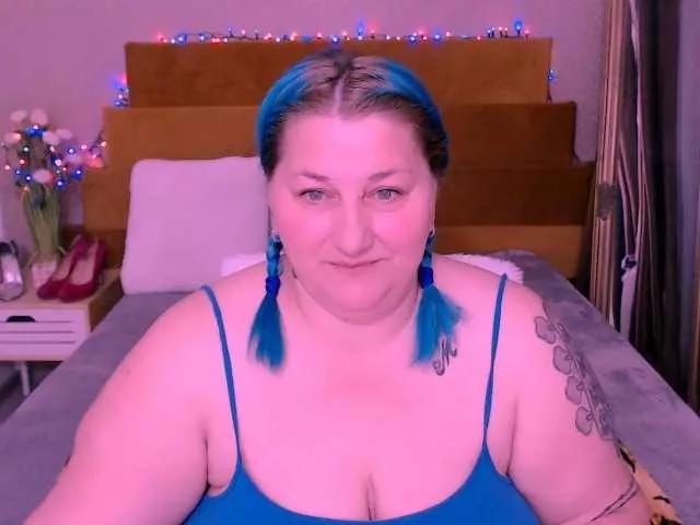 Marryaxx from BongaCams