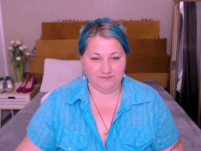 Marryaxx from BongaCams