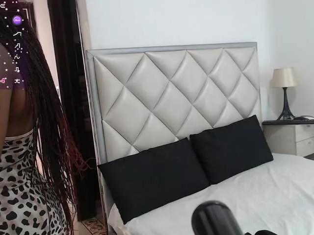 Maya-Baker from BongaCams