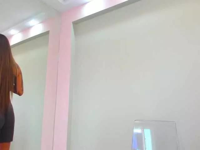 Maya-Hellen webcams show profile image 
