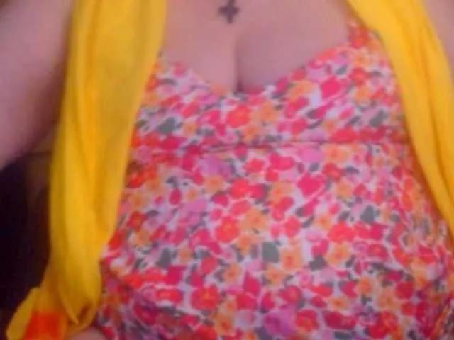 mayalove4u from BongaCams