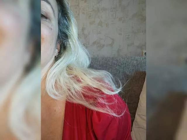 MayaMonroe from BongaCams